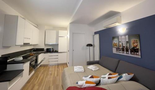 Studio with Balcony
