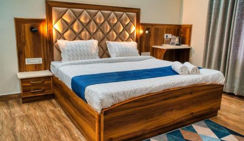 Double Room with Mountain View