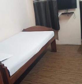 Single Room with Private External Bathroom