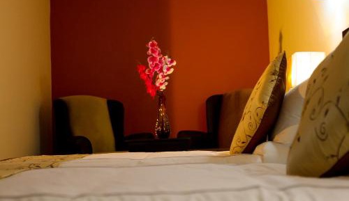 Single or Twin room