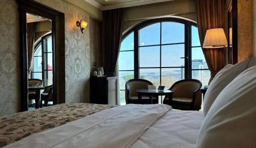 Deluxe Double Room with Bosphorus and Park View