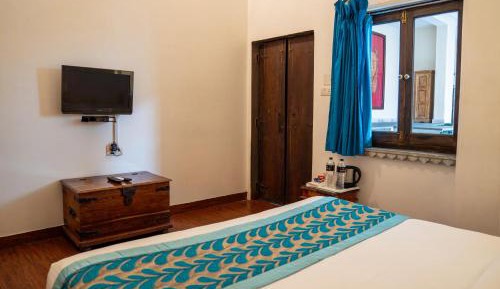 Standard Double Room-15% off on Lunch and Enjoy 10% off on 2-wheeler rentals
