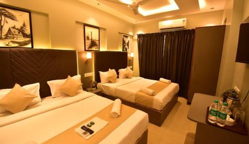 Deluxe Family Suite