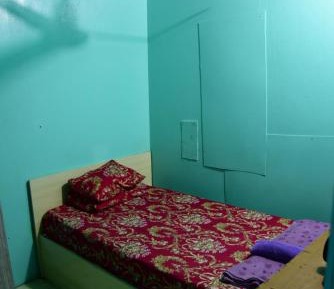 Single Room with Private Bathroom