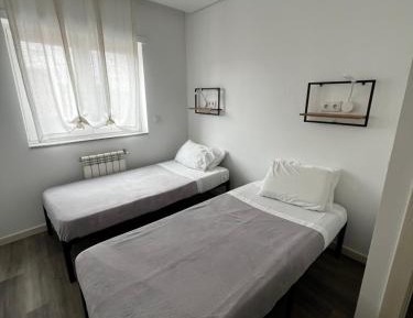 Twin Room with Shared Toilet
