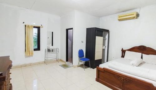 Deluxe Double Room (1 adult + 1 child)