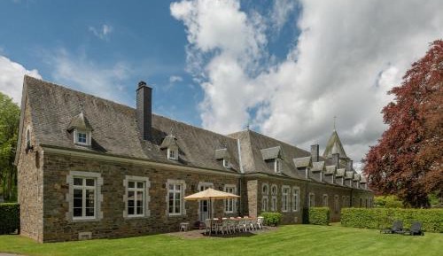 Six-Bedroom Holiday Home