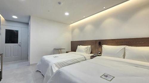 Premium Twin Room