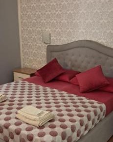 Standard Double Room with Shared Bathroom