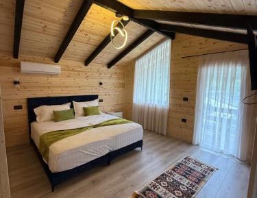One-Bedroom Chalet