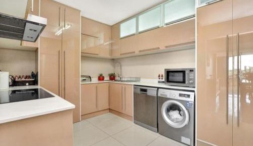 Three-Bedroom Holiday Home 