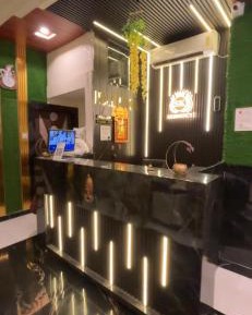 Deluxe Double Room (2 Adults + 1 Child)