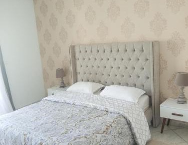 Three-Bedroom Deluxe Apartment