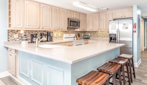 Three-Bedroom Apartment with Ocean View