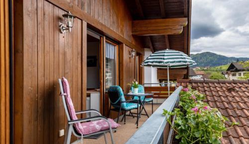 Superior One-Bedroom Apartment with Balcony
