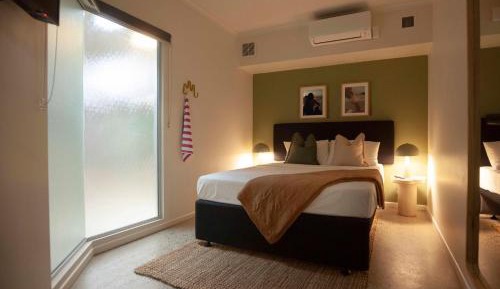 Private Queen Room