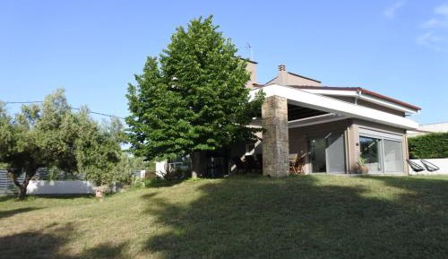 Standard Villa