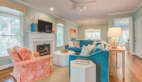 Five Bedroom Holiday Home