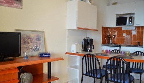 Apartment (4 Adults)