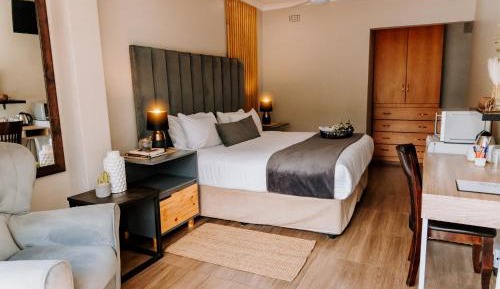 King Room with Pool View
