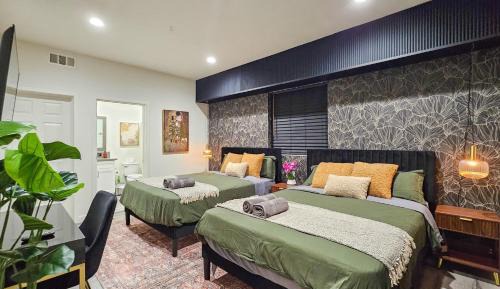 Deluxe Double Room with Extra Bed