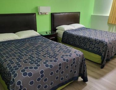 Queen Room with Two Queen Beds - Non-Smoking