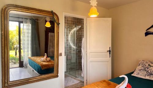 Double Room with Private Bathroom