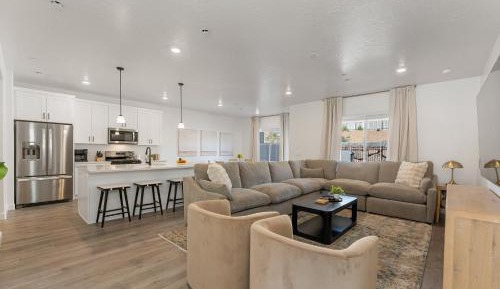 Four-Bedroom Holiday Home