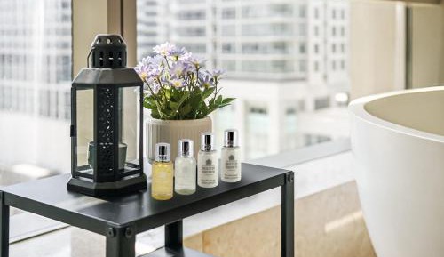 Molton Brown Signature Suite