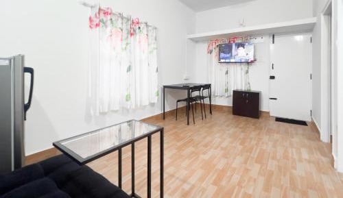 One-Bedroom Standard Apartment