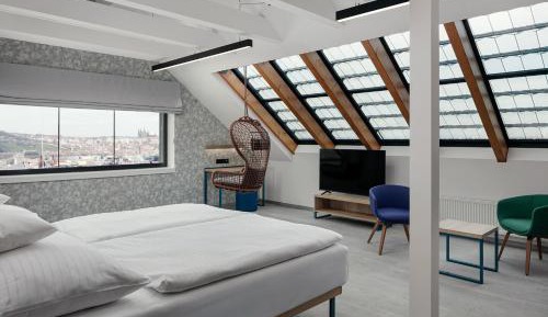 Suite with City View