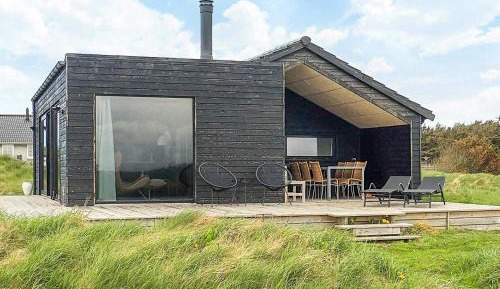 Two-Bedroom Holiday Home