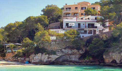 Two-Bedroom Apartment with Sea View