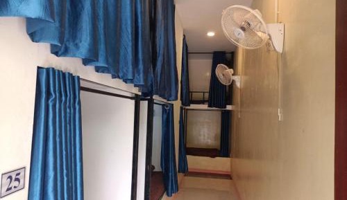 Bunk Bed in Mixed Dormitory Room