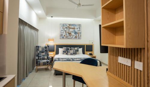 Deluxe Double Room with Shower