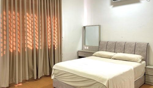 Three-Bedroom Standard Apartment