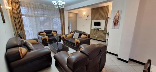 Apartment with City View