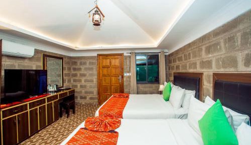Family Suite with Balcony