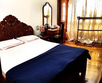 Deluxe Double Room (2 Adults + 1 Child)