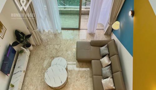 Four-Bedroom Apartment with Balcony 