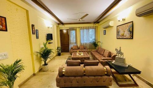 Apartment with Balcony