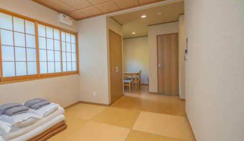 Japanese-Style Quadruple Room