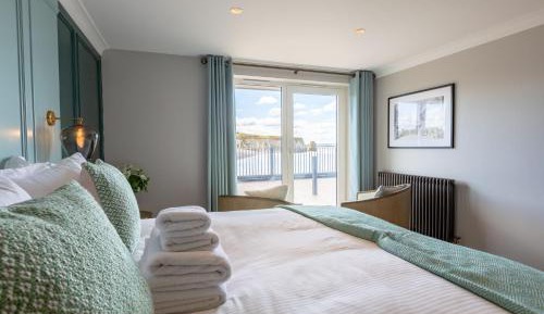 Deluxe Double or Twin Room with Balcony