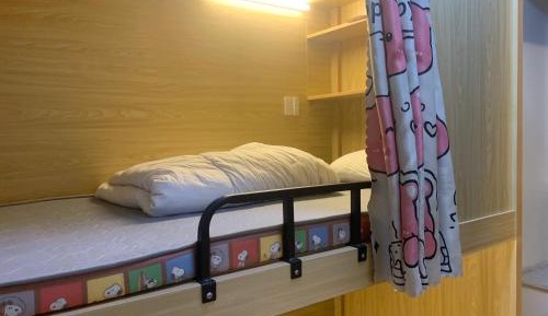Bed in 4-Bed Mixed Dormitory Room