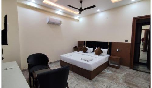 Superior King Room