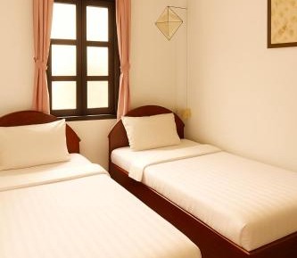 Twin Room with Private Bathroom