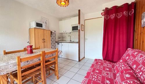 Apartment (4 Adults)