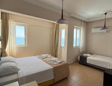 Triple Room with Sea View