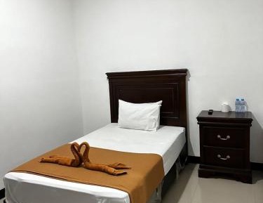 Single Room with Private Bathroom