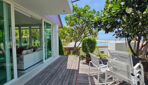 Villa - Beach Front